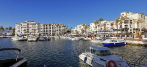 Puerto de la Duquesa Sea Views